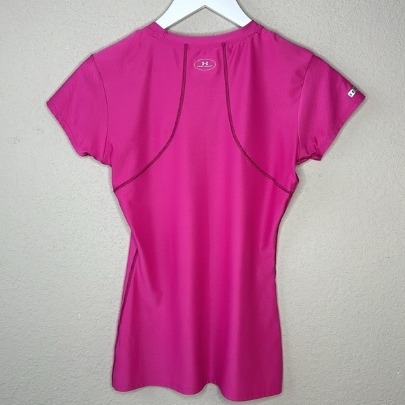 Under Armour Heatgear Short Sleeve Workout Top Size Small - Picture 2 of 11